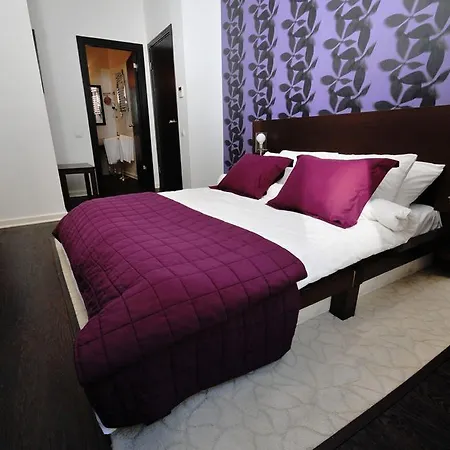 Konukevi Hagia Sophia Suites